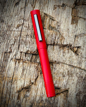 Load image into Gallery viewer, HeadHunter Fluted Maestro – Satin Red