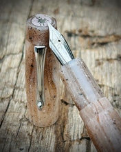 Load image into Gallery viewer, Big Rascal Maestro - Marble Quartz