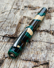 Load image into Gallery viewer, Large DayDreamer Maestro - Forest Camo