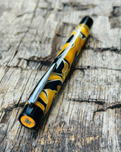 Load image into Gallery viewer, Standard DayDreamer Artisan - Jet Bengal Tiger