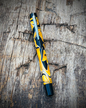 Load image into Gallery viewer, Standard DayDreamer Artisan - Jet Bengal Tiger