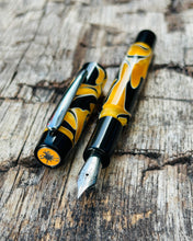 Load image into Gallery viewer, Standard DayDreamer Artisan - Jet Bengal Tiger