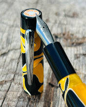 Load image into Gallery viewer, Standard DayDreamer Artisan - Jet Bengal Tiger