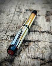 Load image into Gallery viewer, Large DayDreamer Artisan - Slow Burn