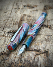 Load image into Gallery viewer, Large DayDreamer Artisan - Pedro