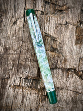 Load image into Gallery viewer, DayDreamer 1315 - Springtide Cellulose, Green &amp; Silver Accents - Jowo