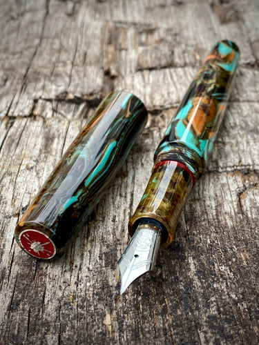 DayDreamer 1315 - Erinoid Andamen, Silver & Red Trim - Bock