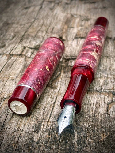 DayDreamer 1315 - Ruby Maple Burl - Bock