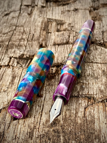 DayDreamer 1315 - Conway Stewart Heather, Purple Accents - Jowo