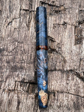 Load image into Gallery viewer, DayDreamer 1315 - Blue Maple Burr - Bock
